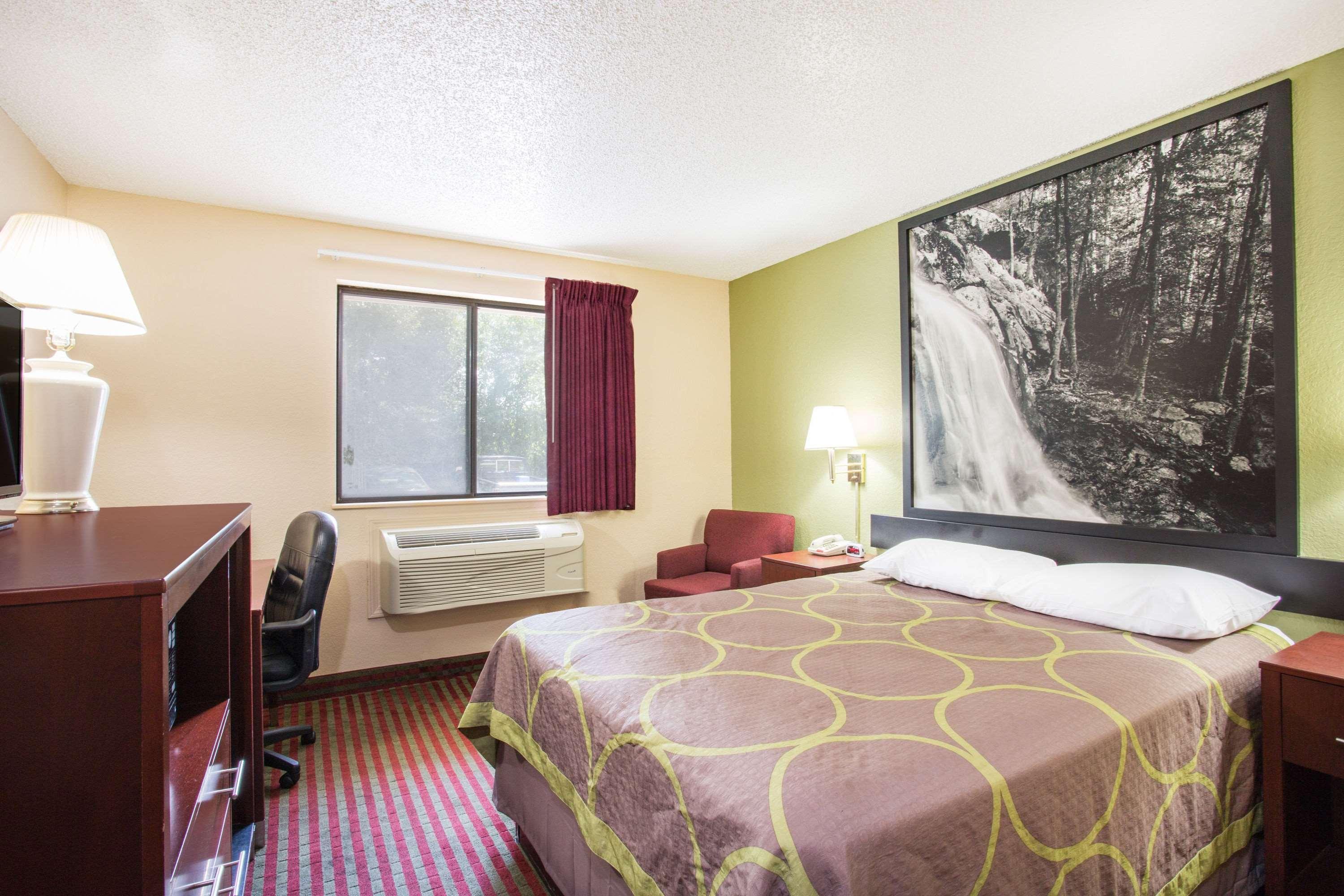 Motel Super 8 By Wyndham Harrisonburg Esterno foto