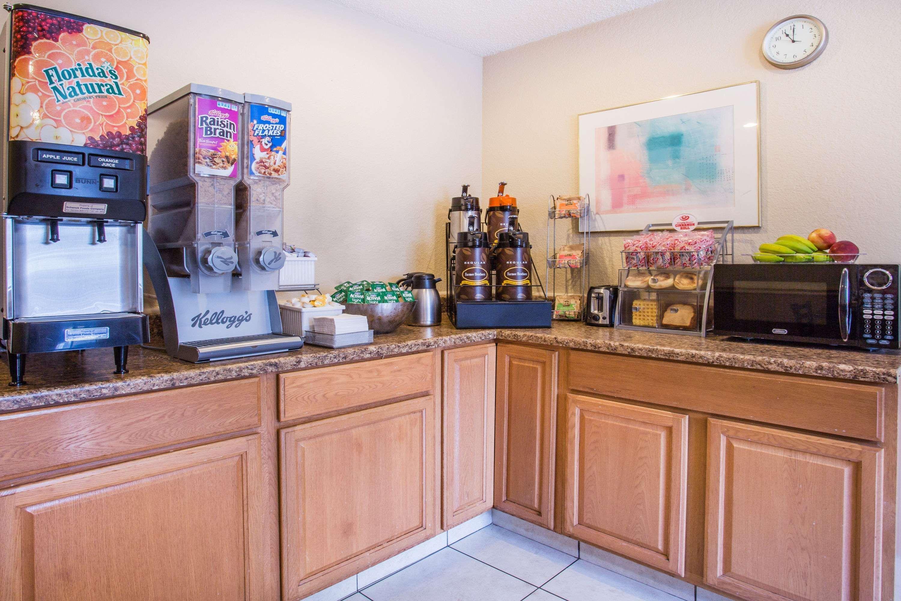 Motel Super 8 By Wyndham Harrisonburg Esterno foto