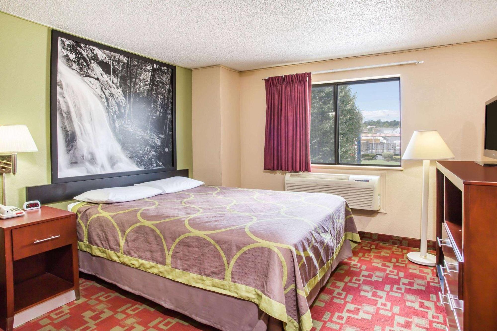 Motel Super 8 By Wyndham Harrisonburg Esterno foto