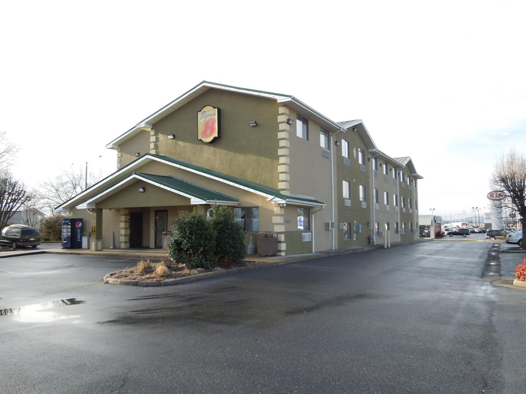 Motel Super 8 By Wyndham Harrisonburg Esterno foto